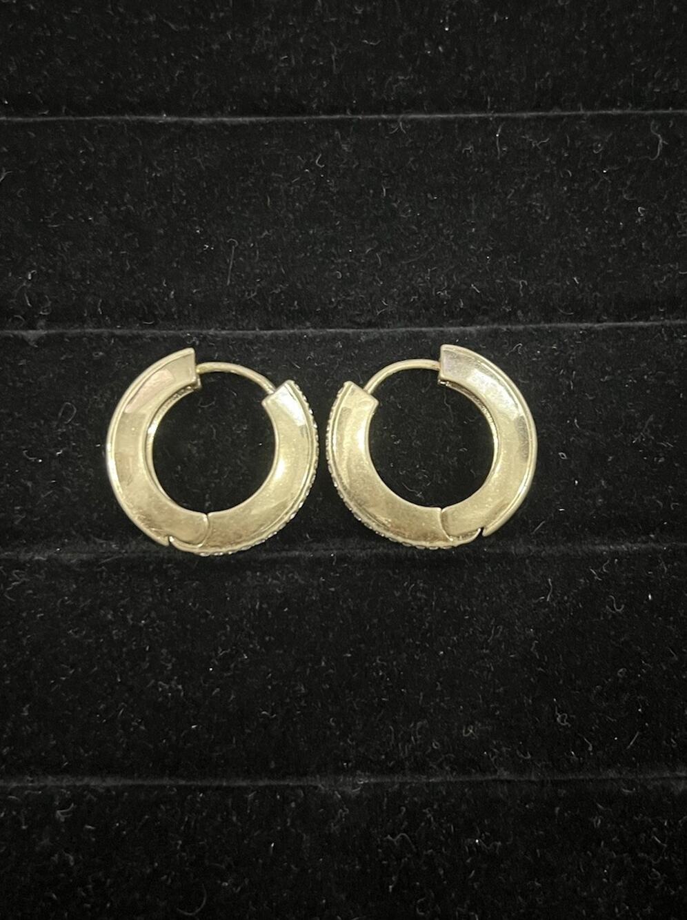 Gold Tone Wide Huggie Hoop Earrings Chunky Round Polished Statement 3/4”
